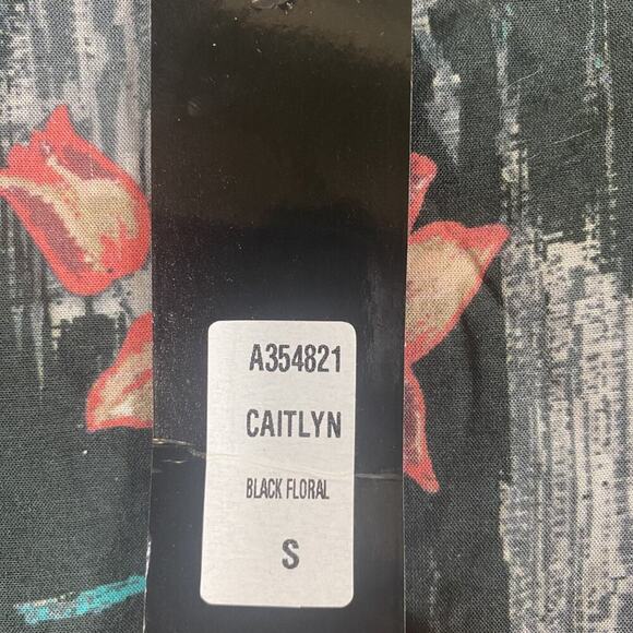 NWT Tolani Collection Tunic Top Womens S Black Floral 100% Modal Boho Whimsigoth - Picture 4 of 6